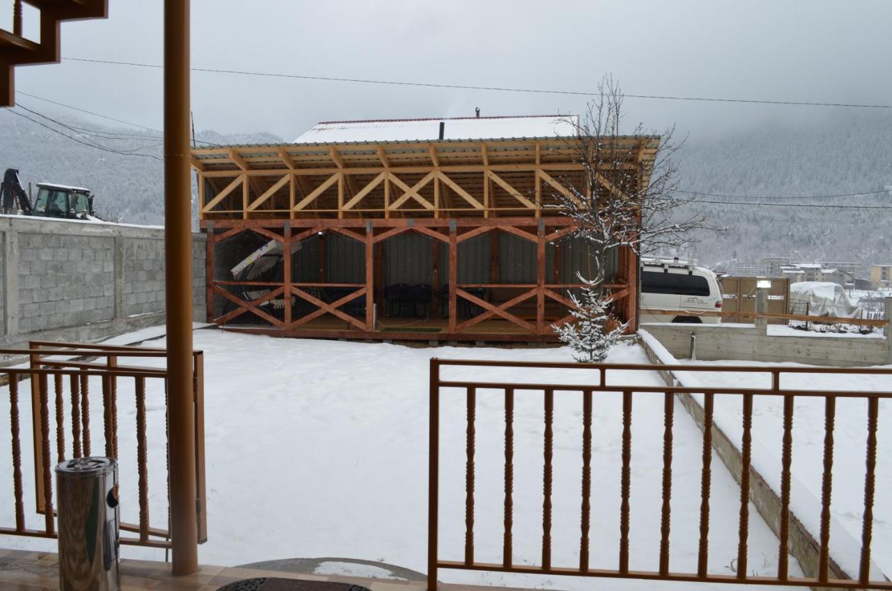 Guesthouse Qarim Mestia Exterior foto